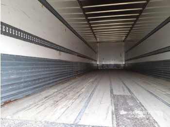 Caja cerrada semirremolque FRUEHAUF Dryfreight Standard Roller shutter door: foto 3