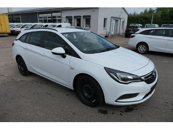 Coche OPEL