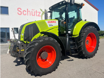 Tractor CLAAS Axion 820