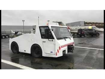 Remolcador de aviones SOVAM