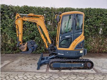 Miniexcavadora HYUNDAI