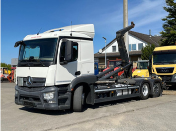 Multibasculante camión MERCEDES-BENZ Actros 2543
