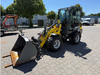 Cargadora de ruedas WACKER