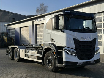 Multibasculante camión IVECO X-WAY