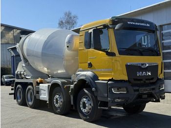 Camión hormigonera MAN