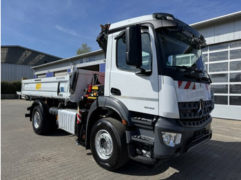 Volquete camión MERCEDES-BENZ Arocs 1832