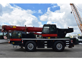 Grúa todo terreno LIEBHERR LTM 1030/2