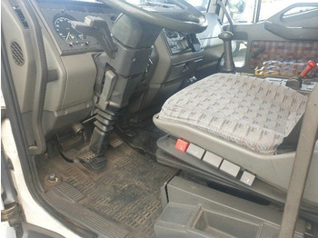 Camión caja cerrada Euro Cargo ML 75E14 4x2 Euro Cargo ML 75E14 4x2 Getränkewagen, 6-Zylinder-Motor: foto 2