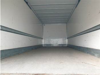Camión caja cerrada EuroCargo ML140E28 4x2 EuroCargo ML140E28 4x2, 41 cbm: foto 3 Camión caja cerrada EuroCargo ML140E28 4x2 EuroCargo ML140E28 4x2, 41 cbm: foto 3