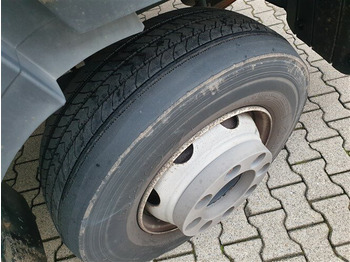 Camión caja cerrada EuroCargo ML140E28 4x2 EuroCargo ML140E28 4x2, 41 cbm: foto 2 Camión caja cerrada EuroCargo ML140E28 4x2 EuroCargo ML140E28 4x2, 41 cbm: foto 2