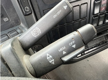 Portacontenedor de cadenas camión MAN TGA 26.410 6X2/4 BL Motorschaden! TGA 26.410 6X2/4 BL, Vorlauf Lenk-Liftachse, Meiller Tele.: foto 4 Portacontenedor de cadenas camión MAN TGA 26.410 6X2/4 BL Motorschaden! TGA 26.410 6X2/4 BL, Vorlauf Lenk-Liftachse, Meiller Tele.: foto 4