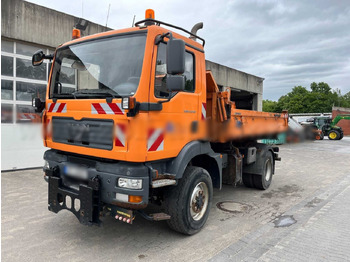 Volquete camión MAN TGM 15.240
