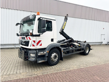 Multibasculante camión MAN TGM 18.290