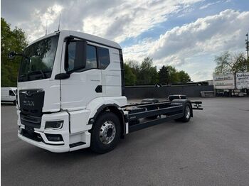 Chasis camión MAN TGS