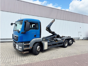 Multibasculante camión MAN TGS 26.400