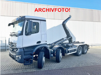 Multibasculante camión MERCEDES-BENZ Arocs