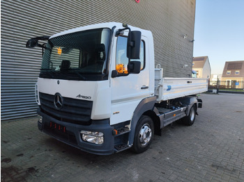 Volquete camión MERCEDES-BENZ Atego 818