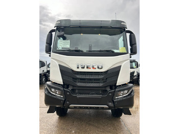 Chasis camión IVECO T-WAY