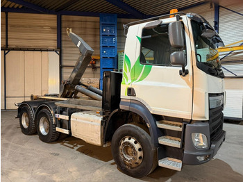 Multibasculante camión DAF CF 460