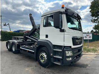 Multibasculante camión MAN TGS 28.360