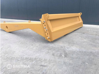 Trampilla elevadora para Maquinaria de construcción nuevo Cat 725C: foto 2