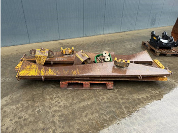 Trampilla elevadora para Maquinaria de construcción Cat 730: foto 2 Trampilla elevadora para Maquinaria de construcción Cat 730: foto 2