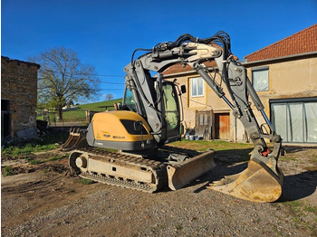 Miniexcavadora MECALAC