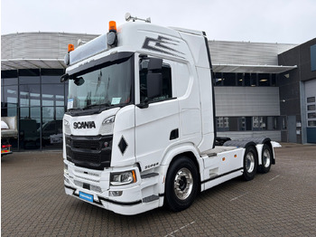 Cabeza tractora SCANIA R 560