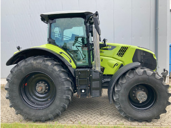 Tractor CLAAS Axion 830