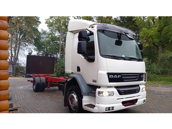 Camión caja cerrada DAF FA55.250G, ONLY FOR PARTS!: foto 4 Camión caja cerrada DAF FA55.250G, ONLY FOR PARTS!: foto 4