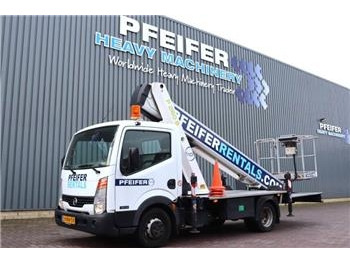 Camión con plataforma elevadora PALFINGER