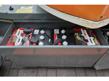 Plataforma articulada Snorkel A38E As-Is, Electric, 13.5m Working Height, 6.1m R: foto 5 Plataforma articulada Snorkel A38E As-Is, Electric, 13.5m Working Height, 6.1m R: foto 5