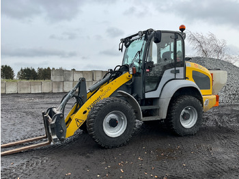 Cargadora de ruedas KRAMER