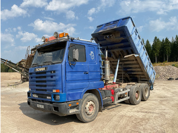 Volquete camión SCANIA R143
