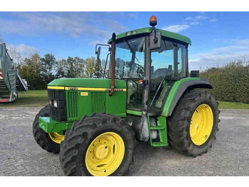 Tractor JOHN DEERE 6110
