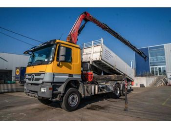 Volquete camión MERCEDES-BENZ Actros 3344