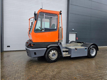 Tractor industrial TERBERG