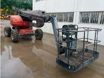 Plataforma articulada MANITOU 180 ATJ