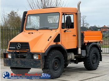 Camión UNIMOG U90