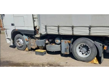 Cabeza tractora DAF XF 95: foto 3