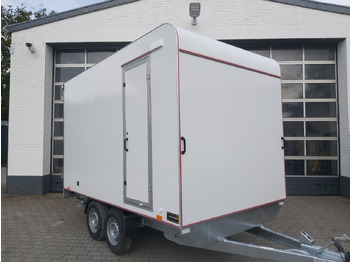 Caja cerrada remolque