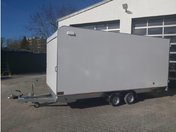 Caja cerrada remolque