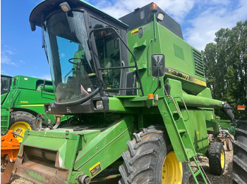 Cosechadora de granos JOHN DEERE