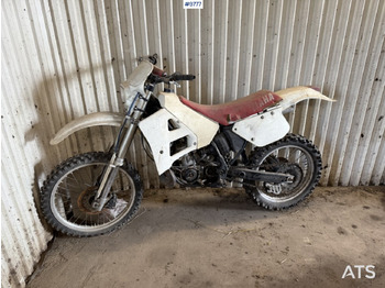 Motocicleta YAMAHA