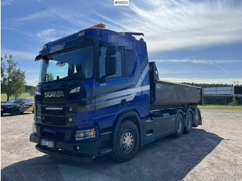 Multibasculante camión SCANIA R 580