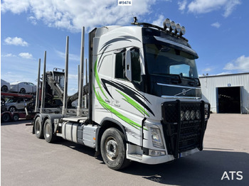 Camión forestal VOLVO FH13