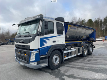 Volquete camión VOLVO FM 370