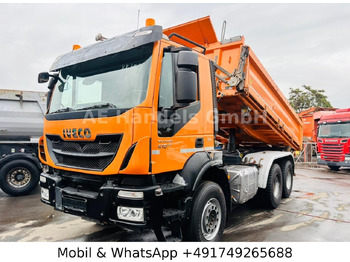 Volquete camión IVECO Trakker