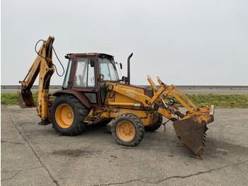 Retroexcavadora Case 580K-TURBO/EXTENDAHOE endommagée: foto 3 Retroexcavadora Case 580K-TURBO/EXTENDAHOE endommagée: foto 3