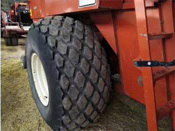 Empacadora de pacas cuadradas Hesston 4900: foto 5 Empacadora de pacas cuadradas Hesston 4900: foto 5